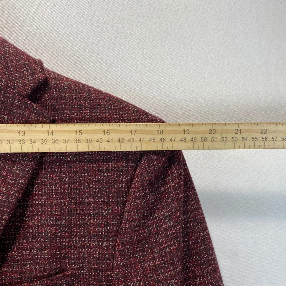 Indochino Sports Coat Mens 38R 30x30 Burgundy Wool Blend Paisley Lining Textured